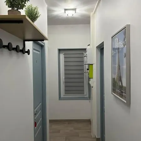 Apartment B0 2022 - 10min Paris/expo - 5 Rooms/6 Beds *